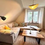 Sky & - Endless Sea I Hochwertige, Stilvolle Wohnungen, Strandnah, Boxspringbett, Mit Garten