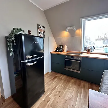 Sky & - Endless Sea I Hochwertige, Stilvolle Wohnungen, Strandnah, Boxspringbett, Mit Garten