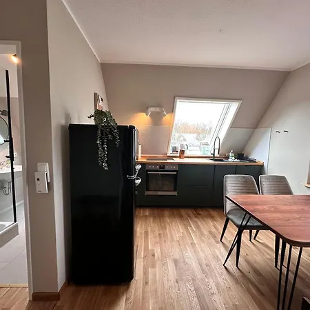 Sky & - Endless Sea I Hochwertige, Stilvolle Wohnungen, Strandnah, Boxspringbett, Mit Garten