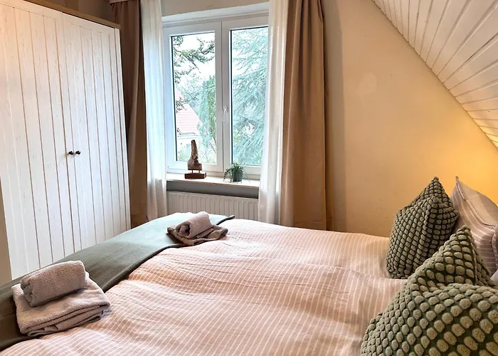 Sky & - Endless Sea I Hochwertige, Stilvolle Wohnungen, Strandnah, Boxspringbett, Mit Garten